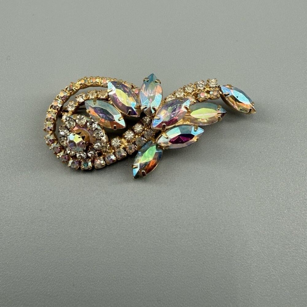 Vintage AB Crystal Rhinestone Swirl Brooch Gold Tone Floral Pin Estate Jewelry